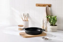 Signature Everyday Pot 28 cm, Matte black
