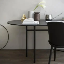 Snaregade table oval, Black