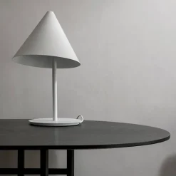 Snaregade table oval, Black