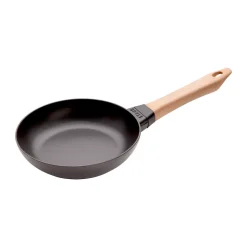 Staub frying pan cast iron black light wood handle, Ø20 cm