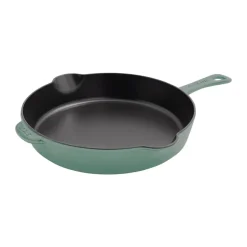 Staub frying pan cast iron with pouring lip Ø28 cm, Eucalyptus wood