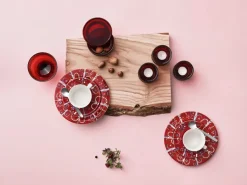 Taika plate 22 cm, red