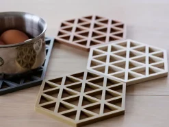 Triangle trivet, Light Terracotta