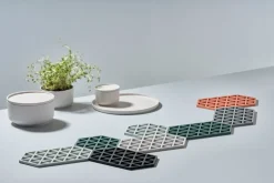 Triangles trivet 14x24 cm, Black
