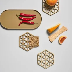 Triangles trivet 14x16 cm, warm sand