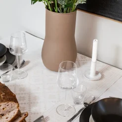 Åttebladrose table runner 50x150 cm, Beige
