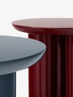 Tung JA3 side table, burgundy red